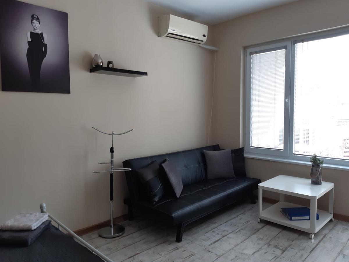Lefterov'S Guests Suite Varna Exterior photo